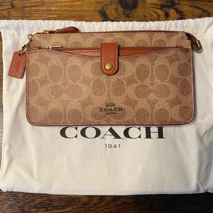 Coach Wallet Crossbody